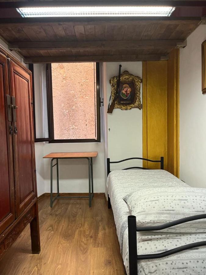 Ferienwohnung Antico Oratorio Dei Razza Sermoneta Exterior foto