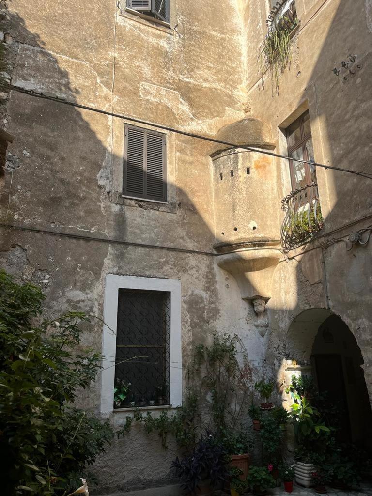 Ferienwohnung Antico Oratorio Dei Razza Sermoneta Exterior foto